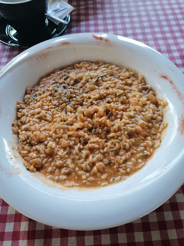 "Kuzina" grill & pizza - Gastronomija i ugostiteljstvo