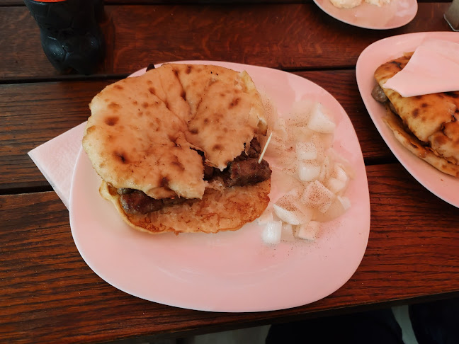 Opinii despre Naso Ćevapi | Petrinja în Petrinja - Gastronomija i ugostiteljstvo