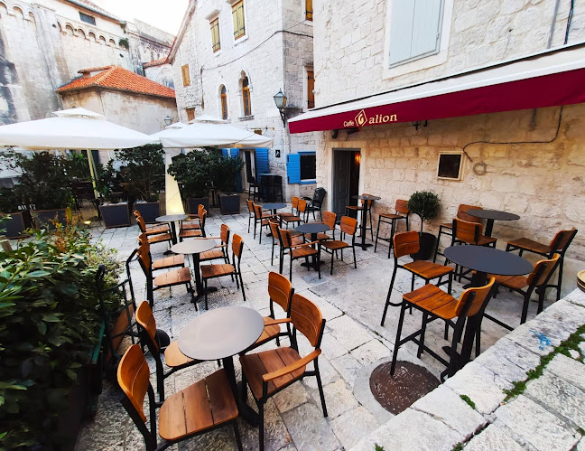 Galion bar Trogir - Trogir