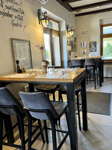 Bota-Šare Restaurant - Zagreb