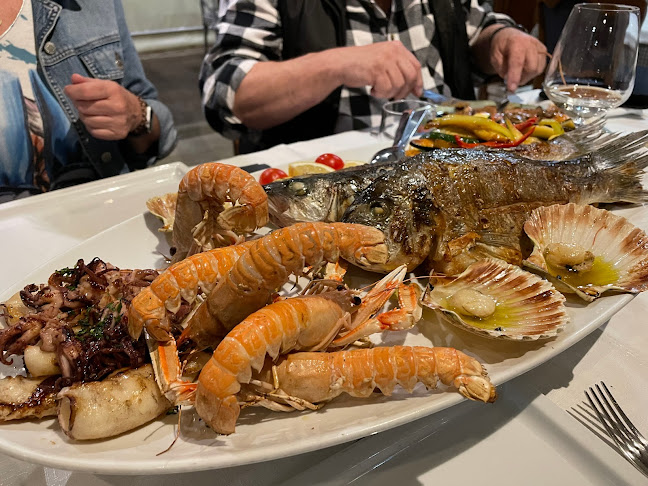 Opinii despre Lungomare în Novigrad - Gastronomija i ugostiteljstvo