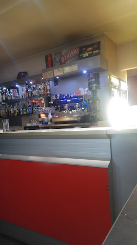 Caffe bar La Tour - Gastronomija i ugostiteljstvo