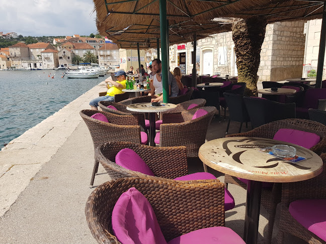 Cafe Bar Mille Naves - Gastronomija i ugostiteljstvo