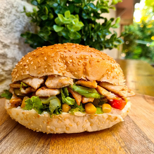 Opinii despre Kod Ante în Sinj - Gastronomija i ugostiteljstvo