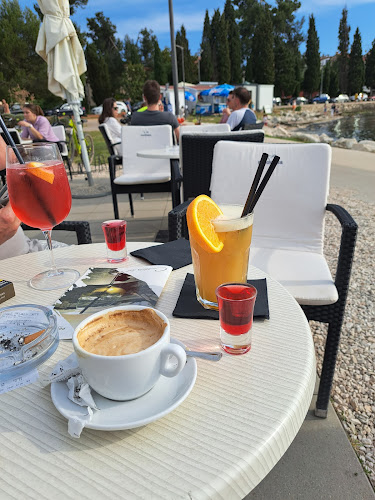 Peschiera Cocktail Bar - Gastronomija i ugostiteljstvo