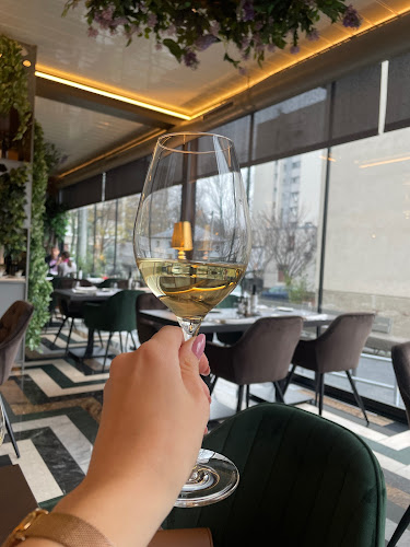 Sesvetska ul. 3, 10000, Zagreb