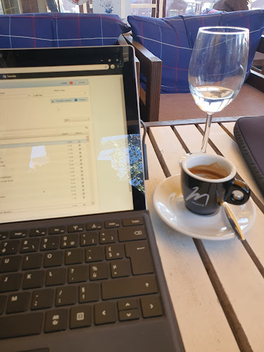 Comentarii opinii despre Caffe Bar Charlie