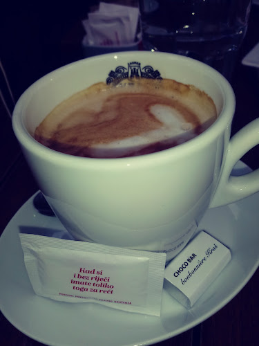 Opinii despre Choco bar - Bonbonnière Kraš în Opatija - Gastronomija i ugostiteljstvo