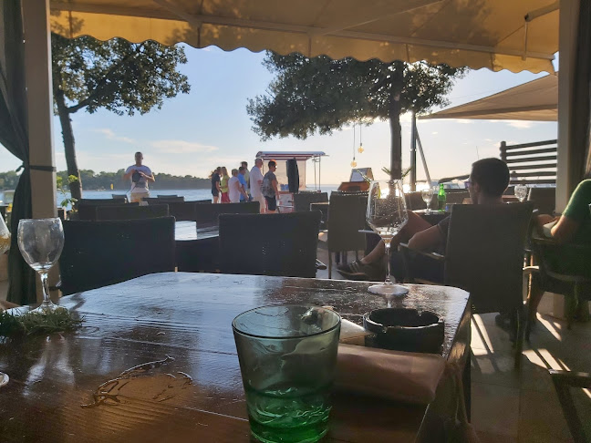 Momento Grill Pizza House - Novalja