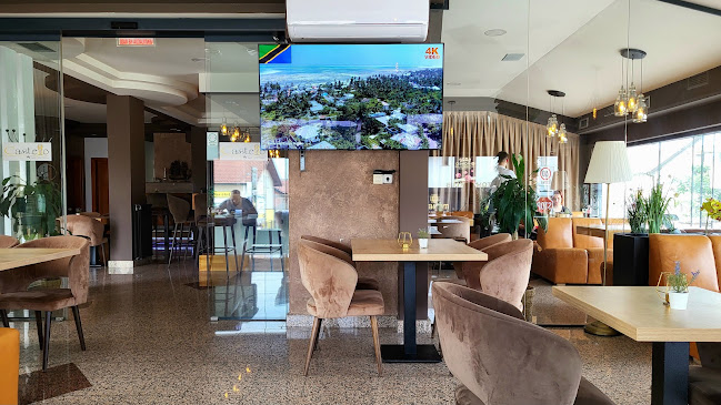 CASTELLO Caffe Bar Pizzeria Grill