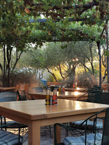 Ul. Petra Kuničića 3, 21460, Stari Grad