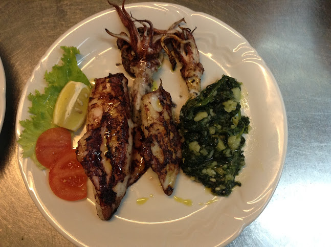 Opinii despre Kod Barba Luke în Stari Grad - Gastronomija i ugostiteljstvo