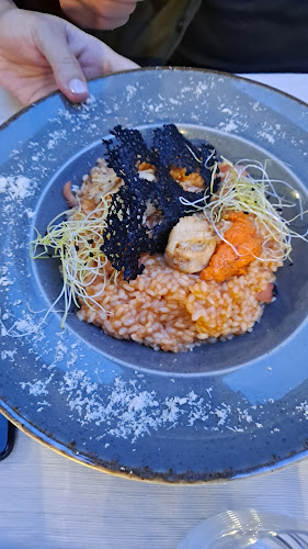 Comentarii opinii despre Mediterraneo Dine & Wine