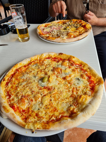 Bistro & Pizzeria Monnet