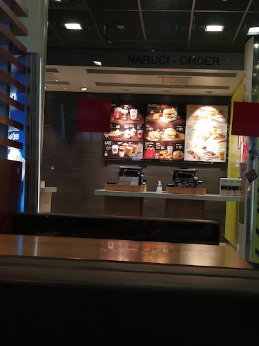 Comentarii opinii despre McDonald's Sisak