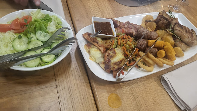 Opinii despre Restoran Crna svinja în Čepin - Gastronomija i ugostiteljstvo