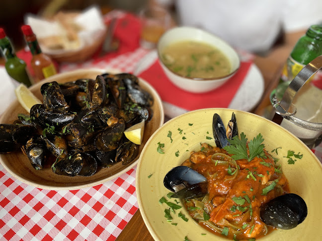 Opinii despre Mama's Pot Tavern în Dubrovnik - Gastronomija i ugostiteljstvo