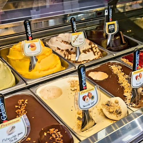 Opinii despre Slastičarnica KaGrom Ice Cream shop Šibenik în Šibenik - Gastronomija i ugostiteljstvo