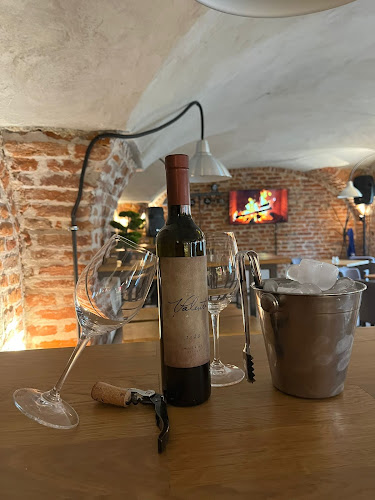 Caffe bar The BRICK - Gastronomija i ugostiteljstvo