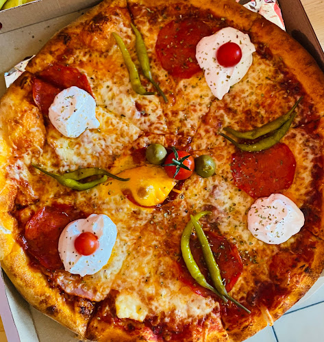 Opinii despre Padrino pizza în Sisak - Gastronomija i ugostiteljstvo