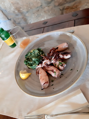 Opinii despre Restaurant Trsatica în Rijeka - Gastronomija i ugostiteljstvo