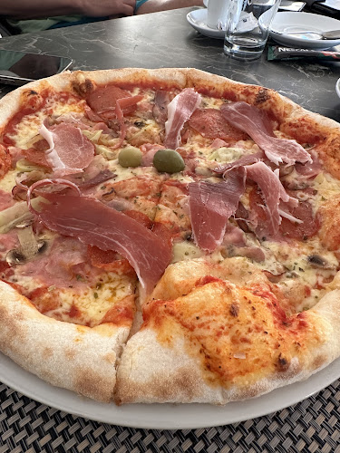 Comentarii opinii despre LUNGO MARE RESTAURANT-APARTMENTS