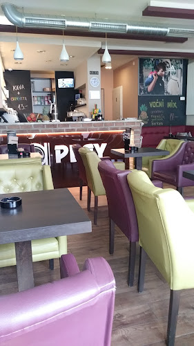 Caffe bar Play - Gastronomija i ugostiteljstvo