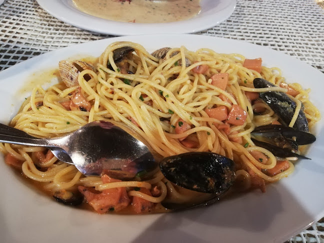 Opinii despre Konoba kod Guste în Sukošan - Gastronomija i ugostiteljstvo