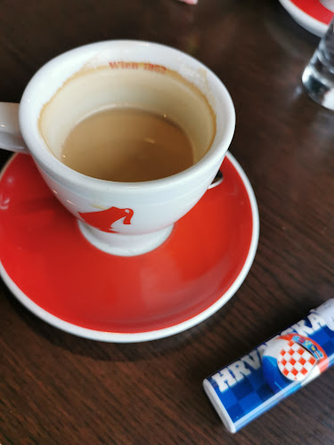 Comentarii opinii despre Caffe bar Maps