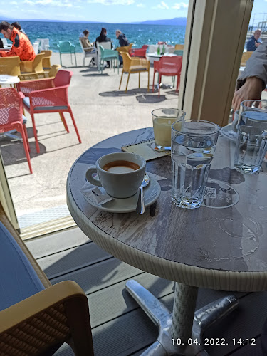 Opinii despre Coctel bar kremerko în Opatija - Gastronomija i ugostiteljstvo