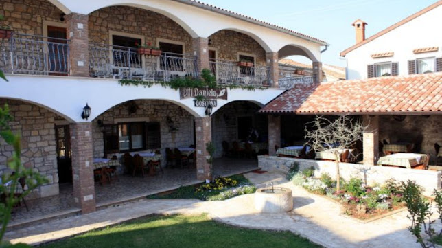 Restaurant Konoba Daniela - Gastronomija i ugostiteljstvo