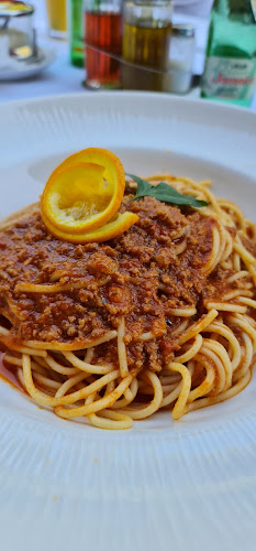 Trg kralja Tomislava 6, 21310, Omiš