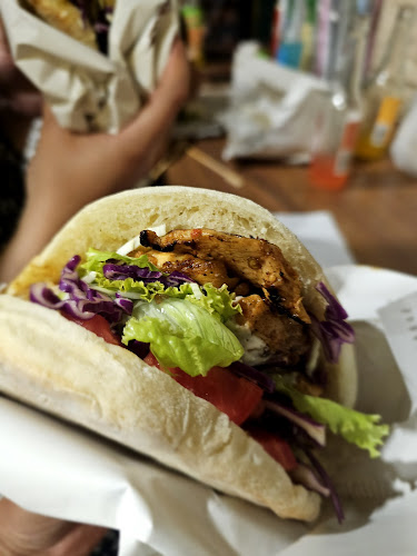 Opinii despre Bili Pivac în Podstrana - Gastronomija i ugostiteljstvo