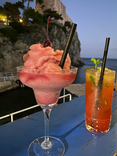 Beach bar Ala Mizerija