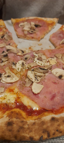 Carraca Pub - Gastronomija i ugostiteljstvo