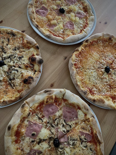 Planet Pizza - Gastronomija i ugostiteljstvo
