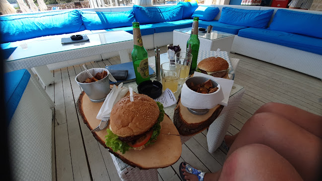 Opinii despre Beach Bar Saint Dunat în Kornić - Gastronomija i ugostiteljstvo