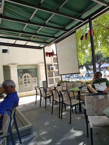 Opinii despre Caffe bar T-Rex în Split - Gastronomija i ugostiteljstvo