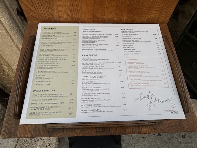 Opinii despre Paradise Garden Hvar în Hvar - Gastronomija i ugostiteljstvo