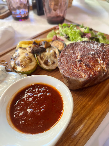 Restoran, vinarija i pansion Vuglec Breg - Gastronomija i ugostiteljstvo