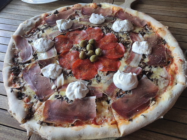 Opinii despre Pizzeria Petrus în Kraljevica - Gastronomija i ugostiteljstvo