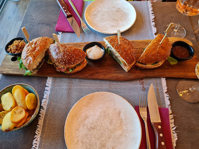 Ul. Obale Matice Hrvatske 12, 22211, Vodice