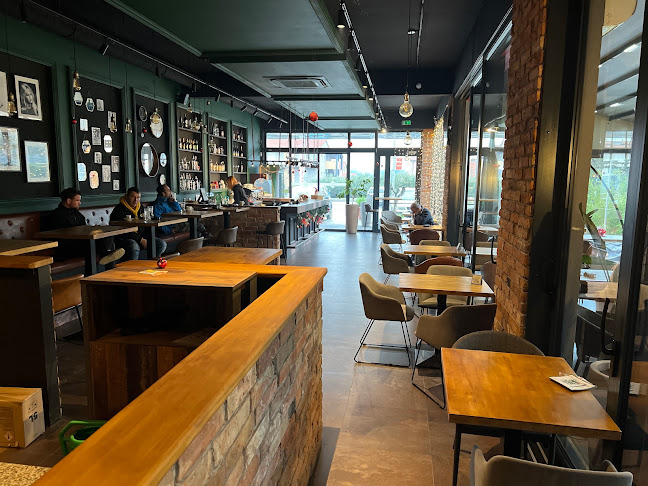 Cesta Dr. Franje Tuđmana 1110, 21216, Kaštel Novi