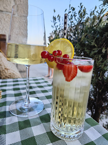 Opinii despre Konoba Dominik în Kaštel Novi - Gastronomija i ugostiteljstvo