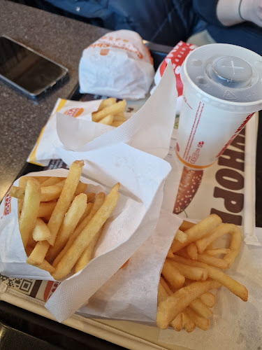 Opinii despre Burger King Arena Centar Zagreb în Zagreb - Gastronomija i ugostiteljstvo