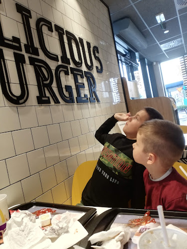 McDonald's Felix (Heinzelova) - Gastronomija i ugostiteljstvo