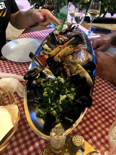 Ul. Hrvatskih mučenika 25, 21220, Trogir