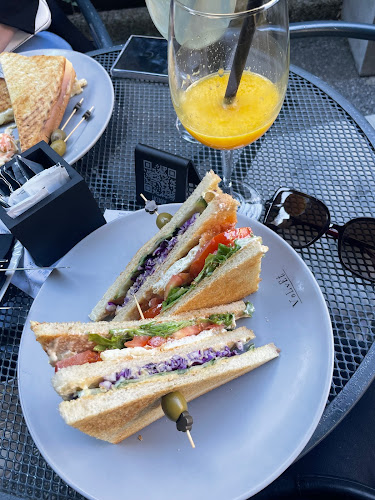 Comentarii opinii despre Velvet Cafe