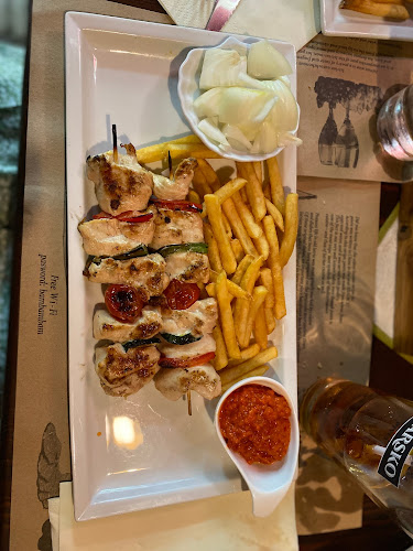 Comentarii opinii despre Taverna da Baston