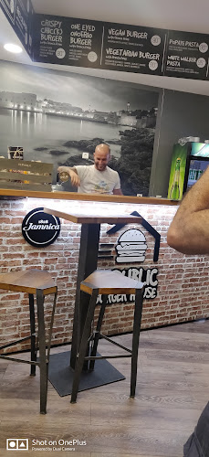 Comentarii opinii despre Burger House Republic